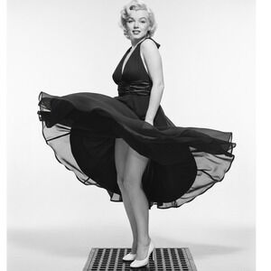 Connected Apparel Gray Halter Dress Size 6 Marilyn Monroe Style Pleated Chiffon